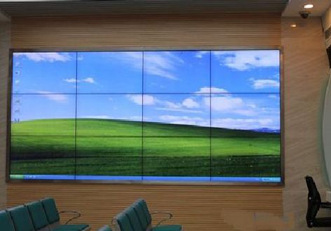 杞县液晶拼接屏的另类用法。